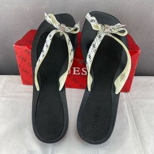 Guess Sandal